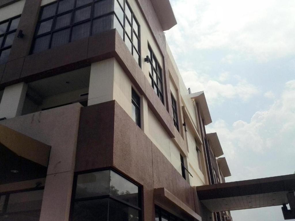 Hotel Ariana Bauang Bagian luar foto